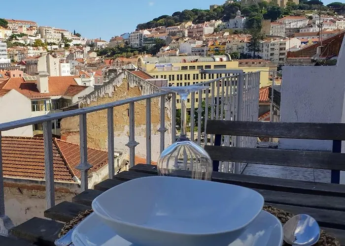 דירה Amazing Downtown With Small Balcony With View Over The Castle *