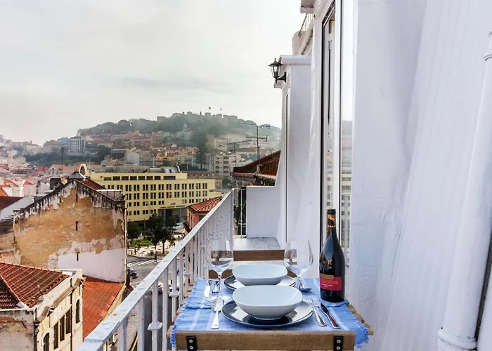 דירה Amazing Downtown With Small Balcony With View Over The Castle *